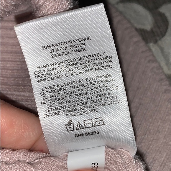 Express Ribbed Sweater- Size L - Picture 6 of 6